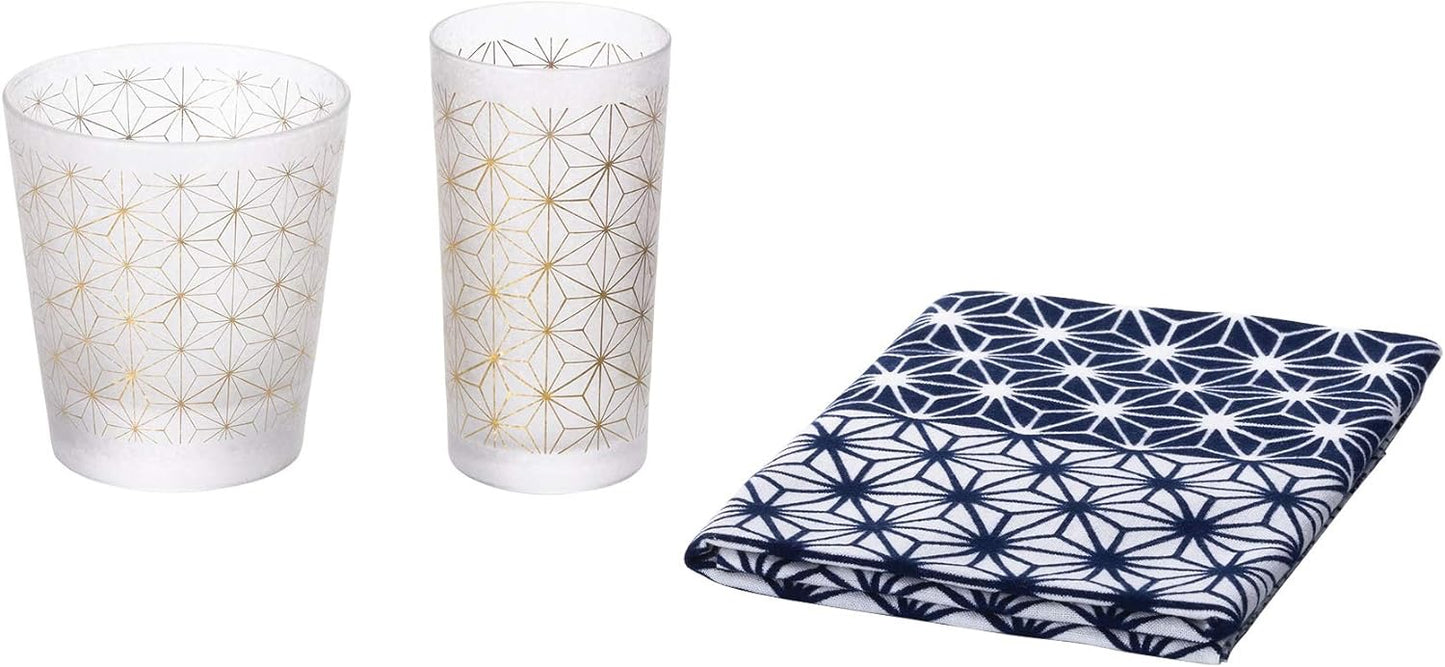 Aderia, A pair of diamond-patterned cups and a piece of blue and white diamond-patterned cloth
