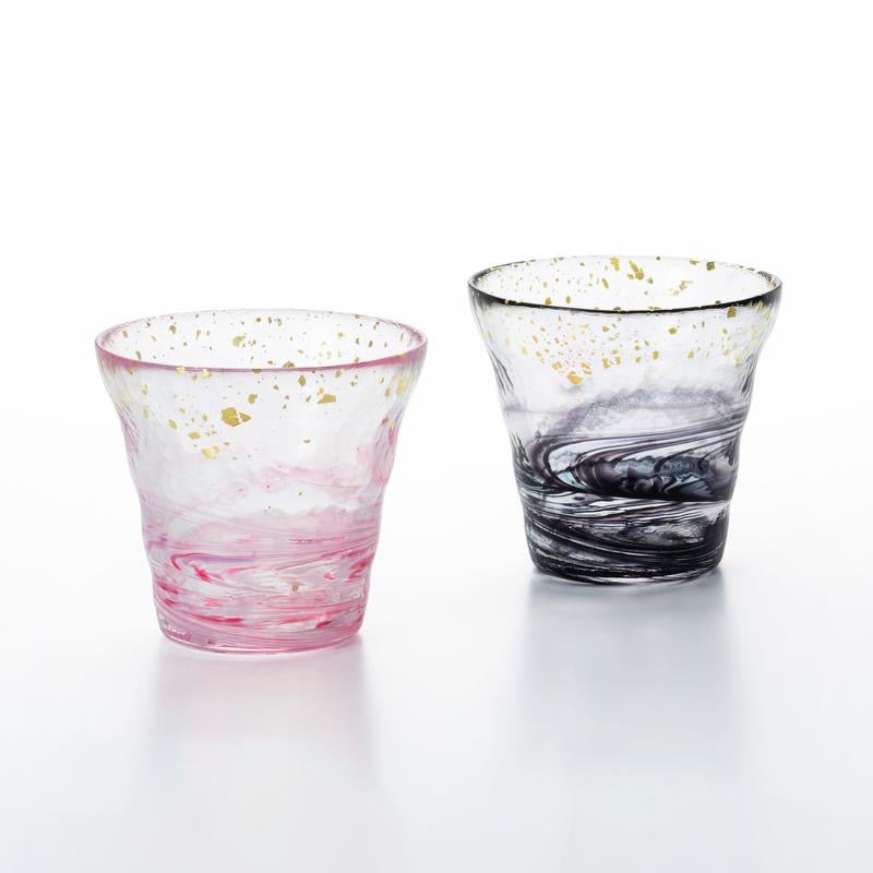 Aderia, Pair of glass cups with gold foil, one pink, one black